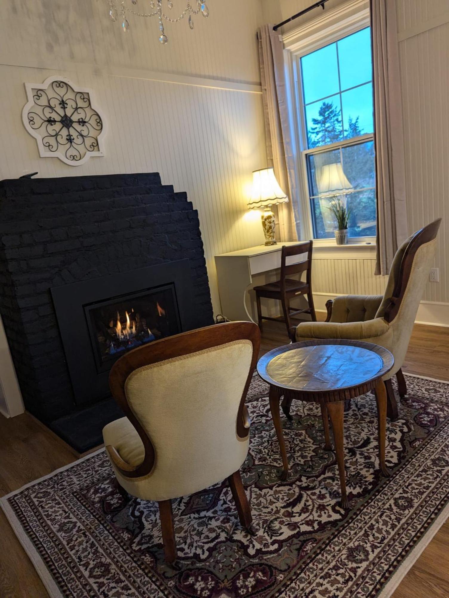 Woodside Farm Country Inn Sooke Værelse billede